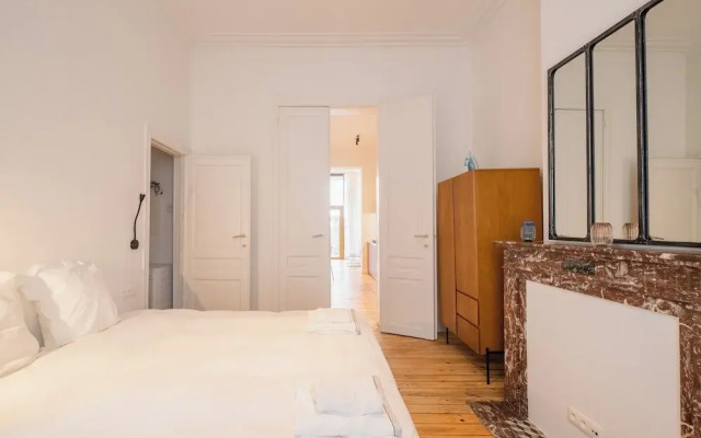 New Apartment Center of Trendy St Gille