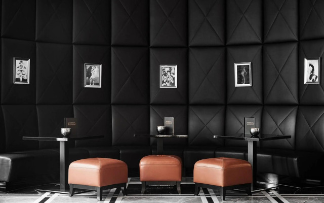 Roomers Berlin Steinplatz, Autograph Collection