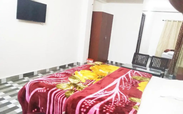 Goroomgo The Captain  B And B Shimla