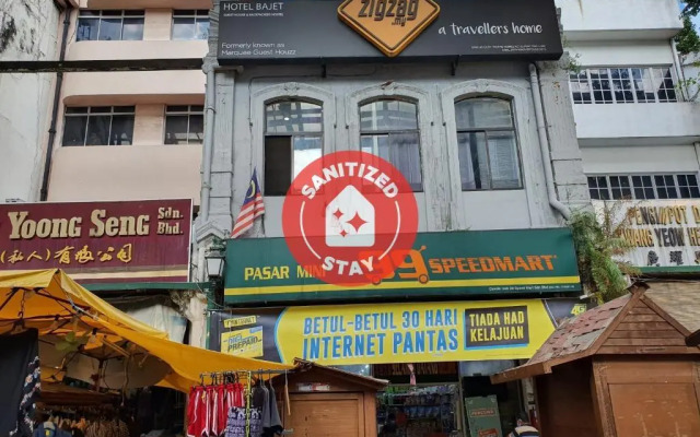 SPOT ON 90236 Zigzag Travellers Home - Hostel