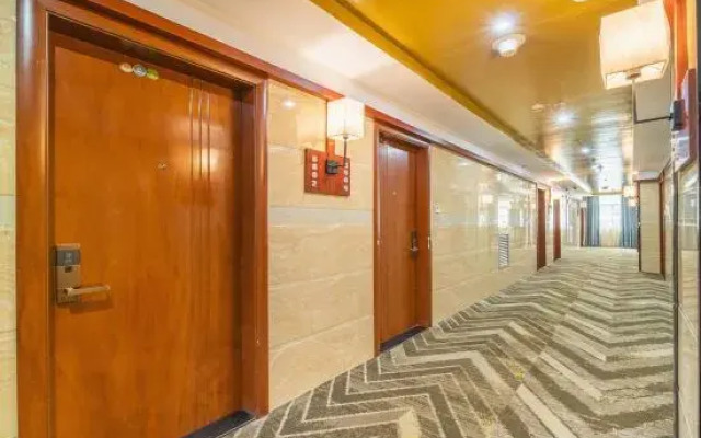 Good Times Hotel (Nanning Jinxiang Avenue Subway Station)