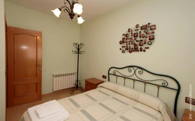 Casa Rural "Burguillos"