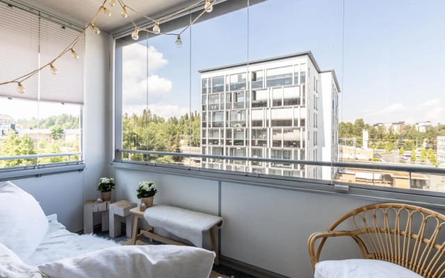 Modern apartment with sauna and free parking