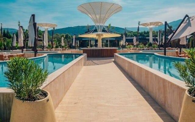Velour Resort SPA