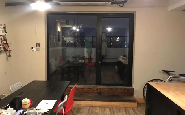 Chelan Hostel