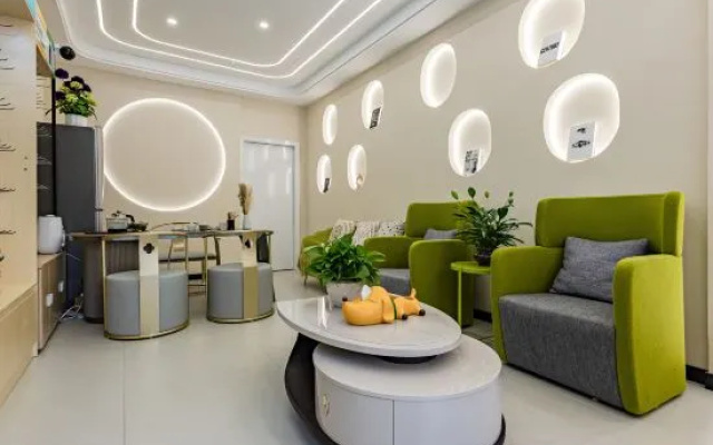 Dongting Film and Television Hotel (Xinying Xincheng Shopping Center) – Lobby – Kunming