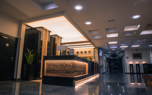 Radon Plaza