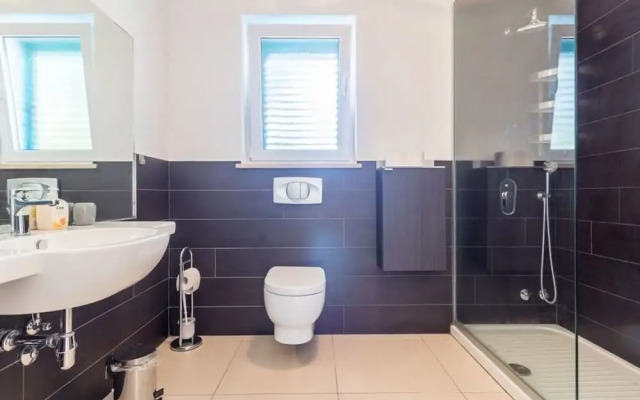 Villa Martha Comfortable Holiday Residence