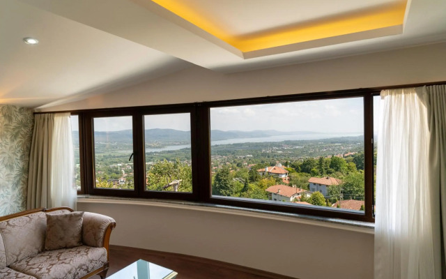 Motali Life Hotel