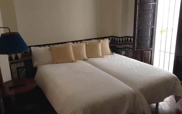 Hostal Plaza Santa Cruz