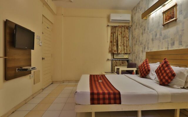 OYO 9512 Hotel Tulsi