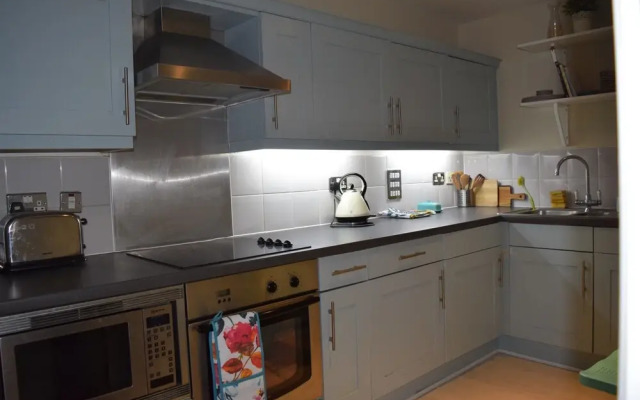 Modern and Homely 2 Bed Flat in Whitechapel