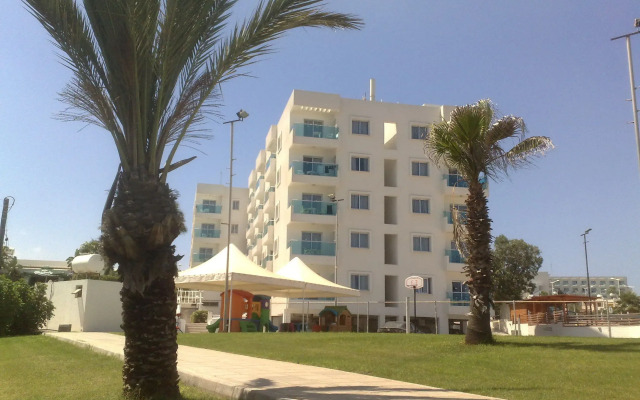 Vrissaki Hotel Apartments