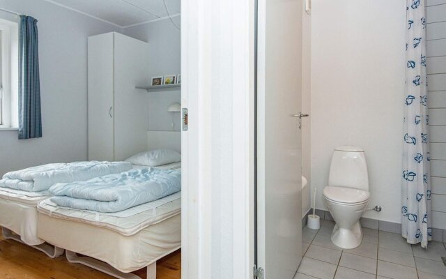 6 Person Holiday Home in Hojer