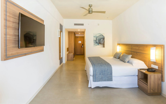 Hotel Riu Emerald Bay - All Inclusive