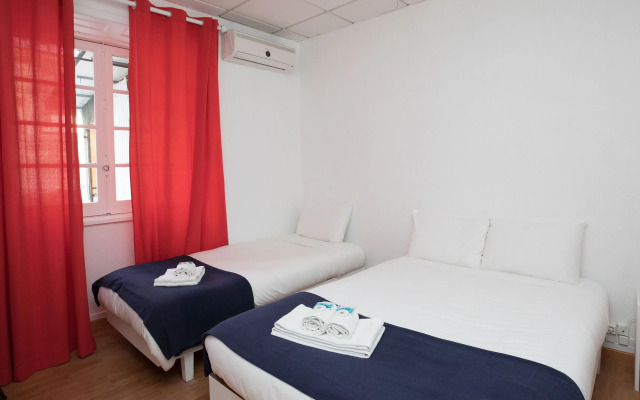Peters Guesthouse - AL