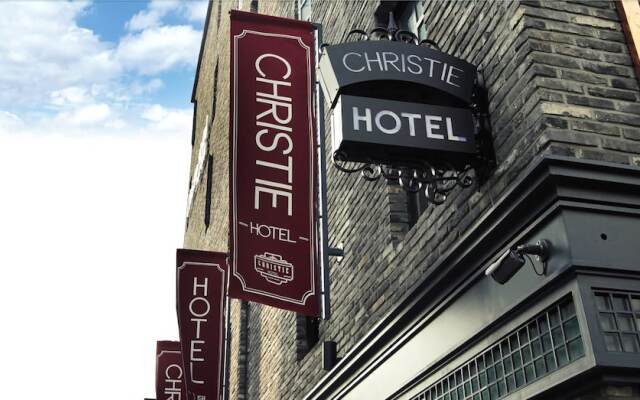 Christie Hotel