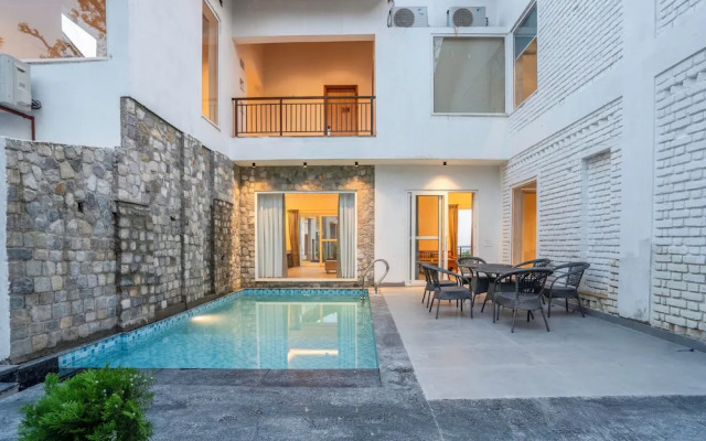 Evara Spa & Resort