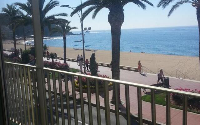 Lloret Paradise Apartments