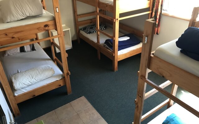 Rainbow Lodge - Hostel