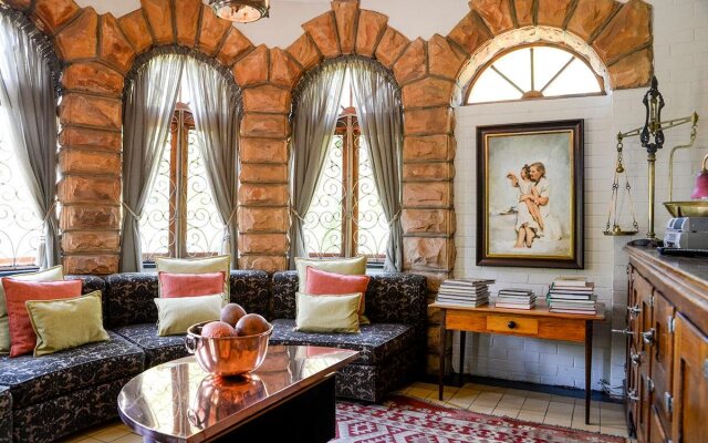 Northcliff Manor Guest House