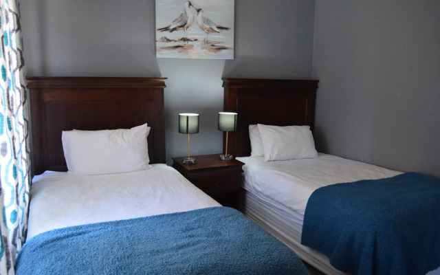 Accommodation Front - Beautiful & Spacious 4 Sleeper