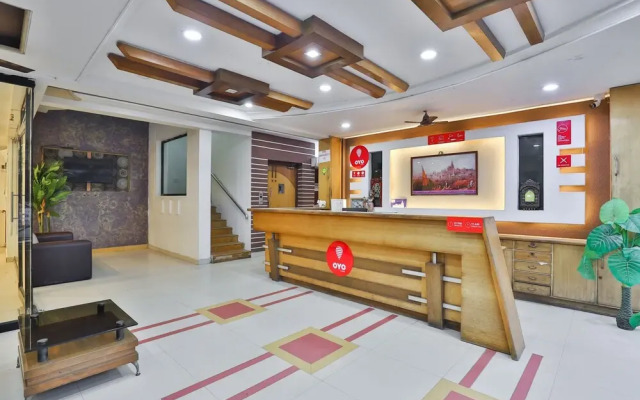 OYO 6139 Hotel Dwarka Residency