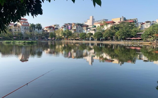 Lakeside House - Hanoi