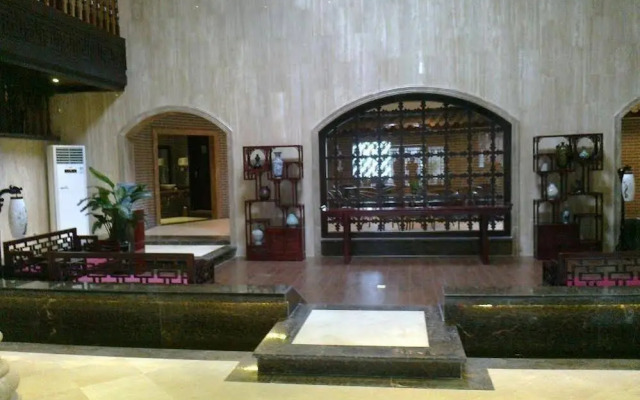 Lingxiu Impression Hotel Emei