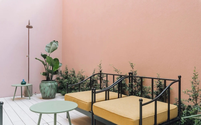 Ando Living - Flores 25 House