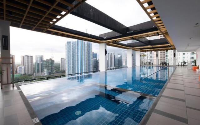 Brittany Hotel BGC