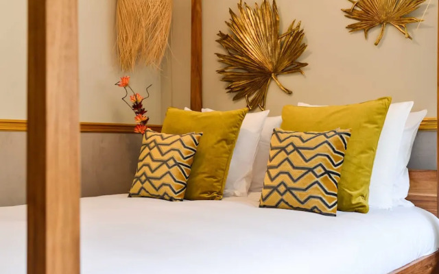 The Majestic Garden Suite