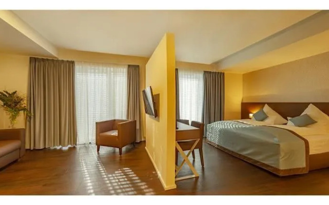 Trip Inn Conference Hotel & Suites