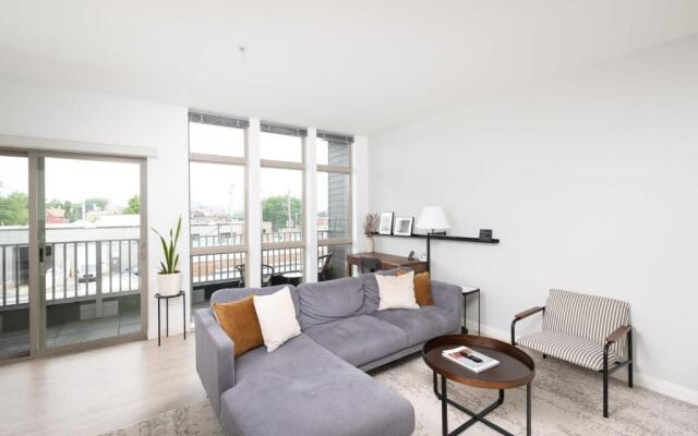 Flexhome Walker's Point 1BR Q1