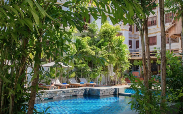 Angkor Land Urban Boutique
