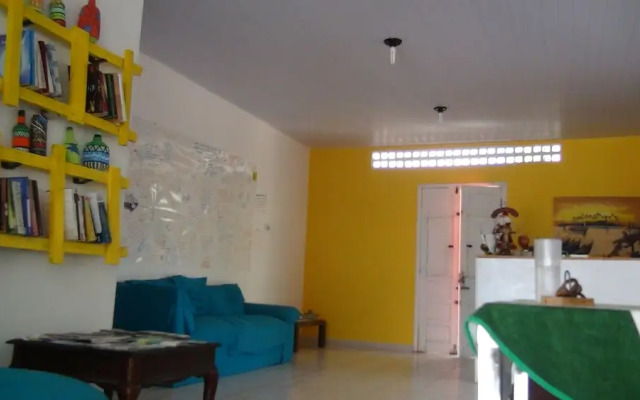 Pousada Hostel81