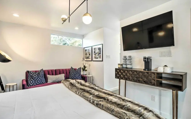 Stylish Albuquerque Home ~ 6 Miles to Downtown!