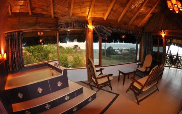 Azuluna Ecolodge