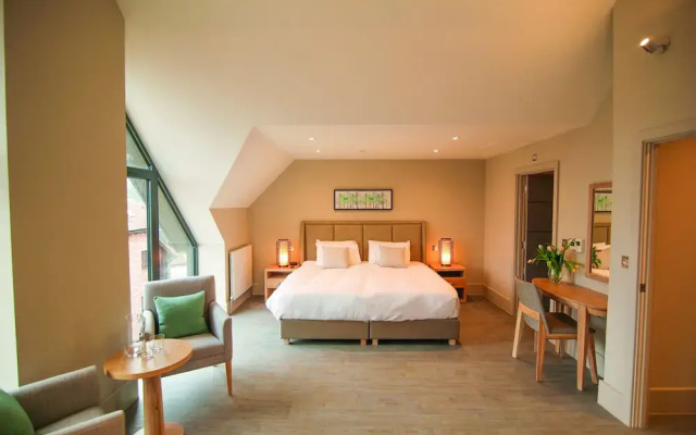 Old Thorns Hotel & Resort