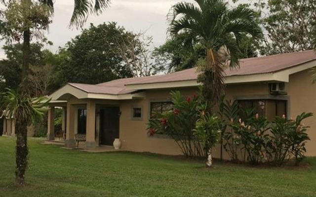 Agua Milagrosa Villa