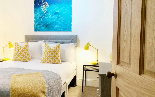 Forest Park Apartment