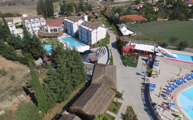 Sahra Su Holiday Village & Spa