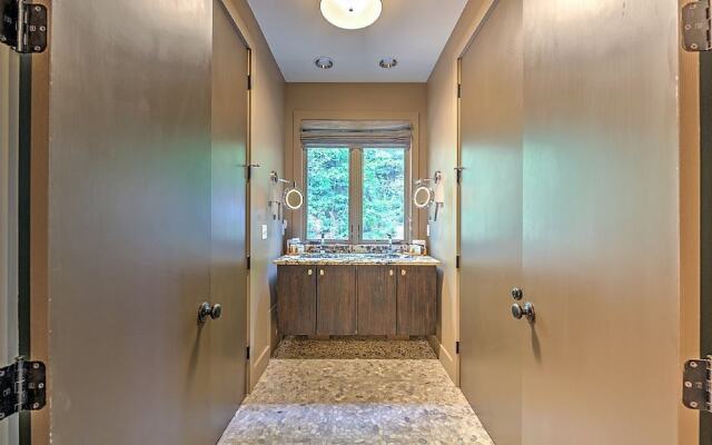 Mountain Cove 7 Bedroom Home