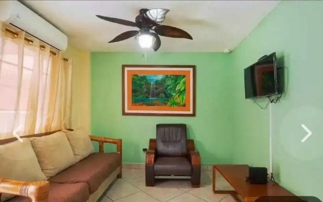 Paradise Suites & Residence