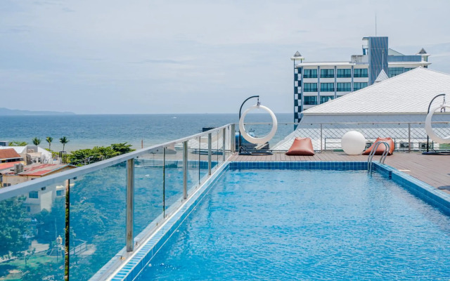 Ht9 Hotel
