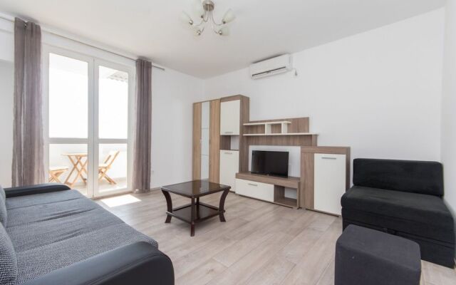 Canuck Apartment