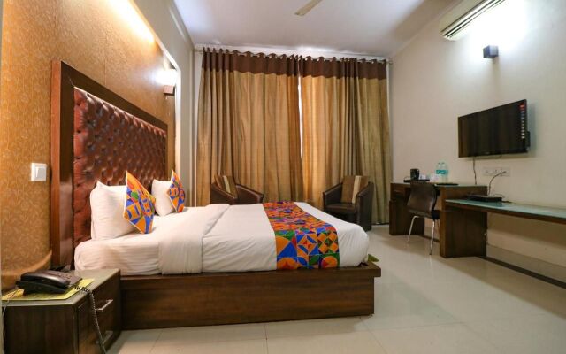 FabHotel Happy Residency