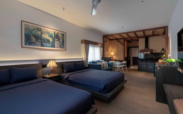 The Lamp Boutique House