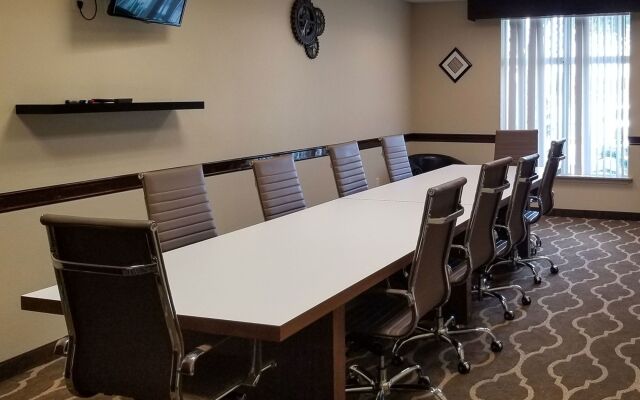 Comfort Inn & Suites Lakeside