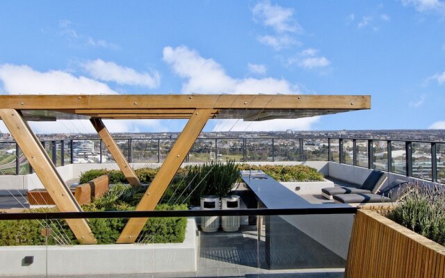 Spectacular Private Balcony Views with Pool